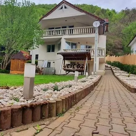 Guest house Casa Jax
